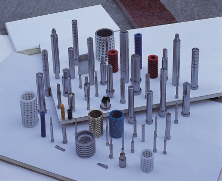 Continuous innovation in processing technology boosts steady growth of overall strength for domestic mold accessories.