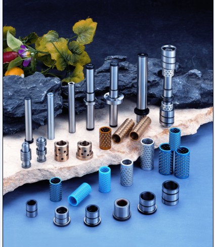 The market maintains stable supply and demand, with coordinated production and sales of standard and customized parts.